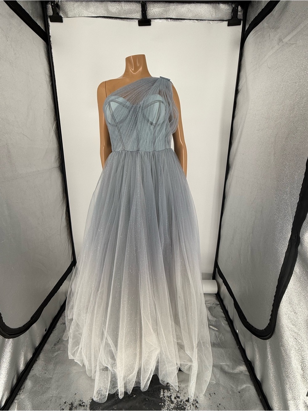 MAC DUGGAL Blue Glitter One-Shoulder Ombre Gown Size 8